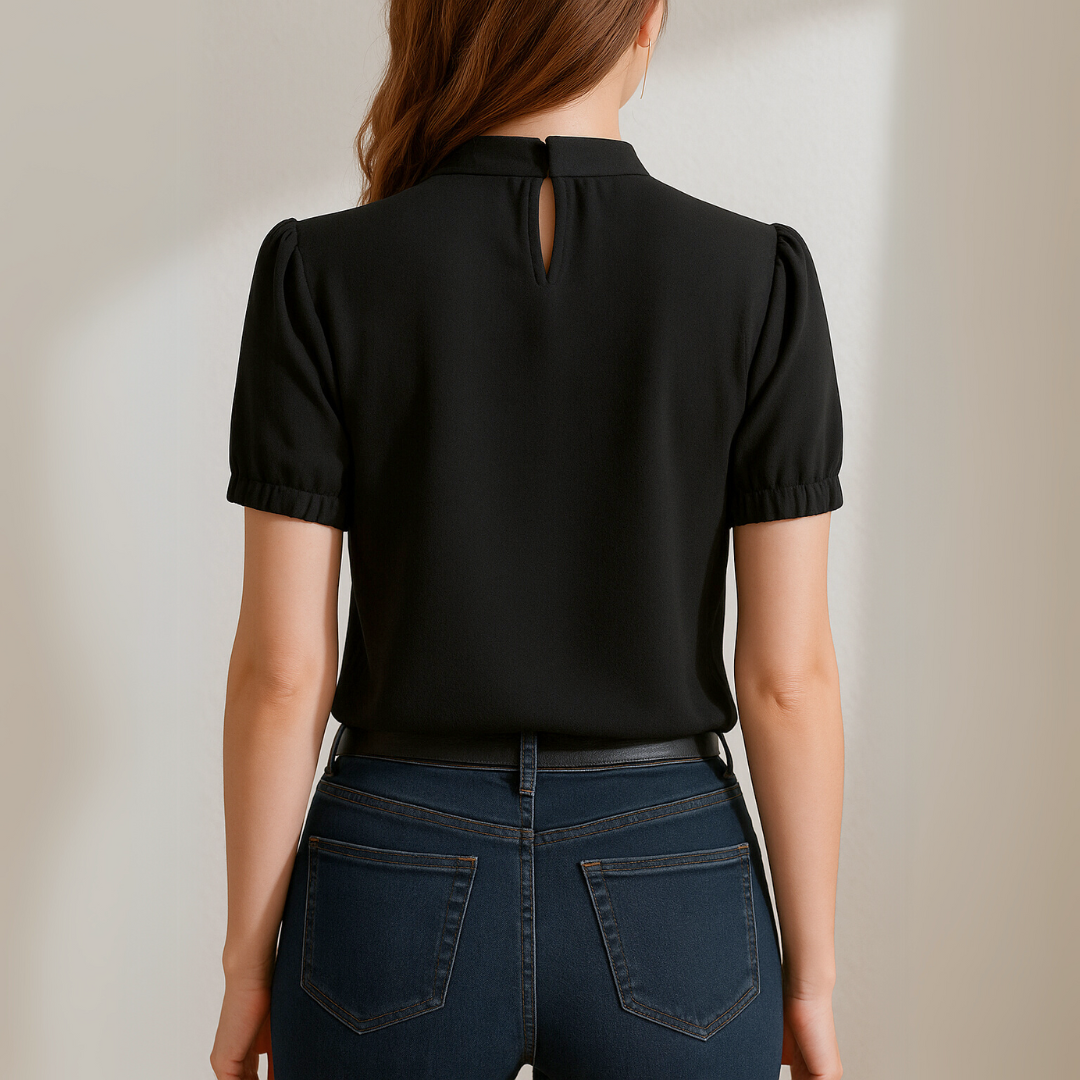 Inge | Blusa Nera Pieghettata con Maniche Scolpite